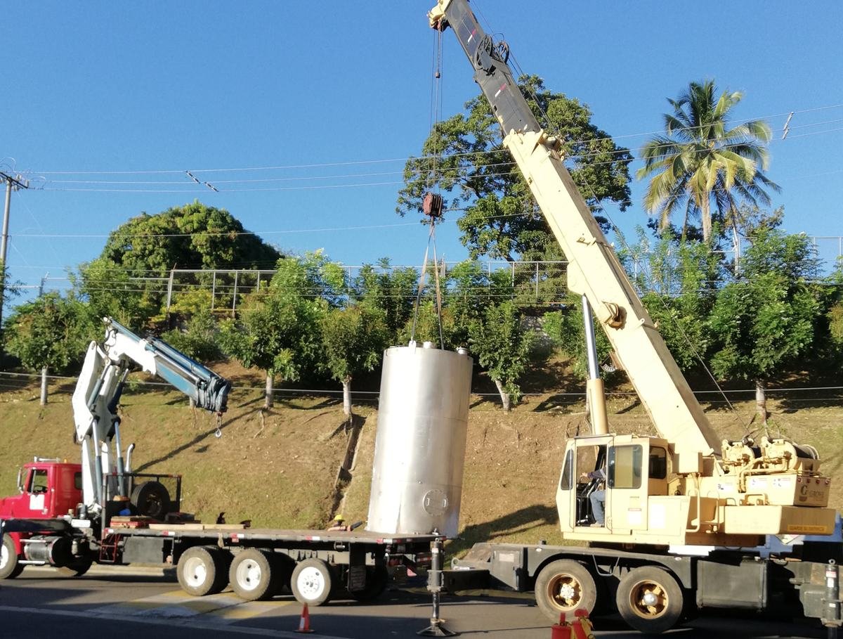 Montaje de tanque sobre camión