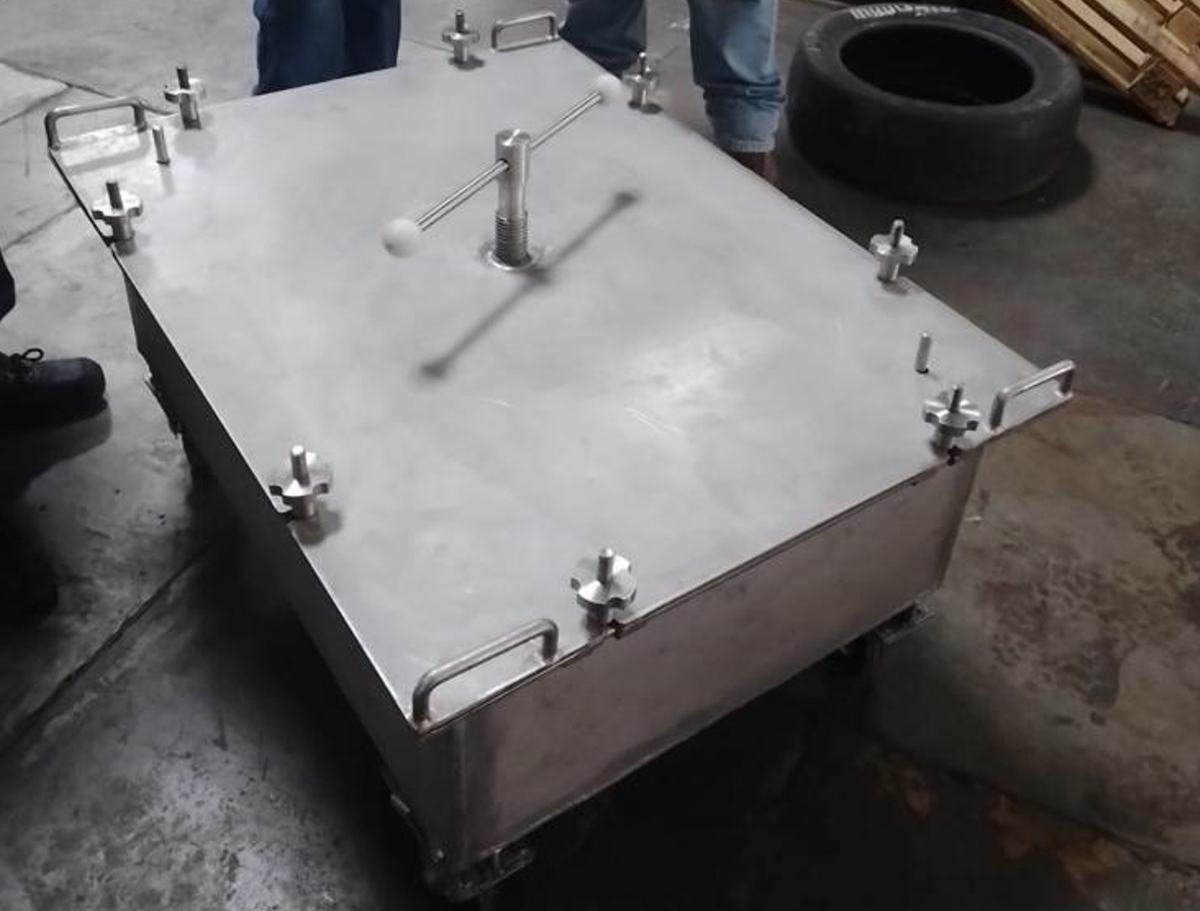 Tapa de tanque de acero inoxidable